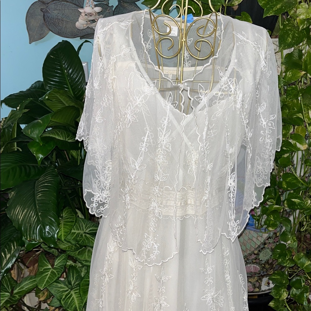 Nataya Bohemian Exquisite Ivory Dress - Picture 5 of 17